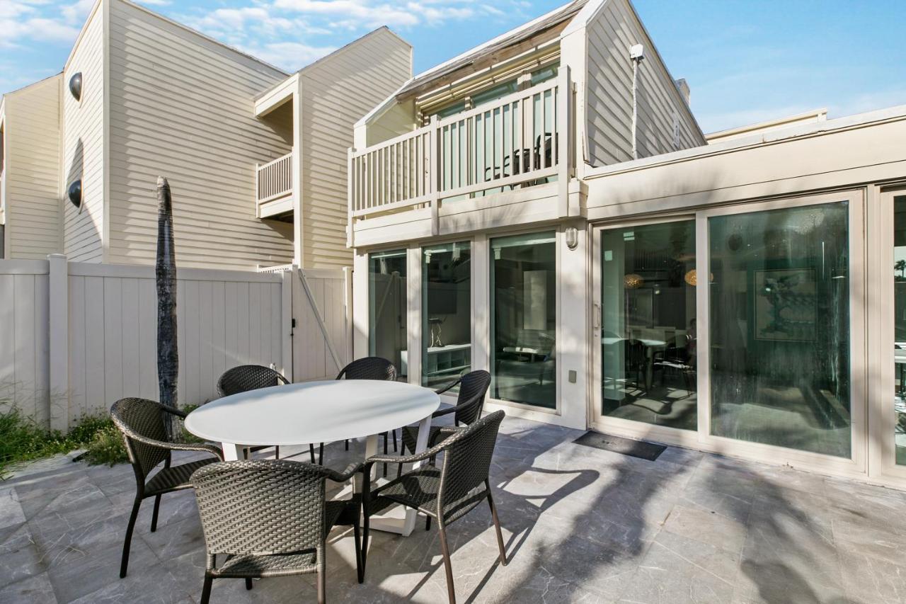 Upscale Modern Villa Private W Terrace In Bahia Mar Beachfront Resort, Heated Pool! South Padre Island Exterior photo